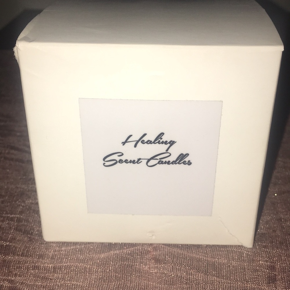 Aromatherapy soy candle infused with lavender to unwind.